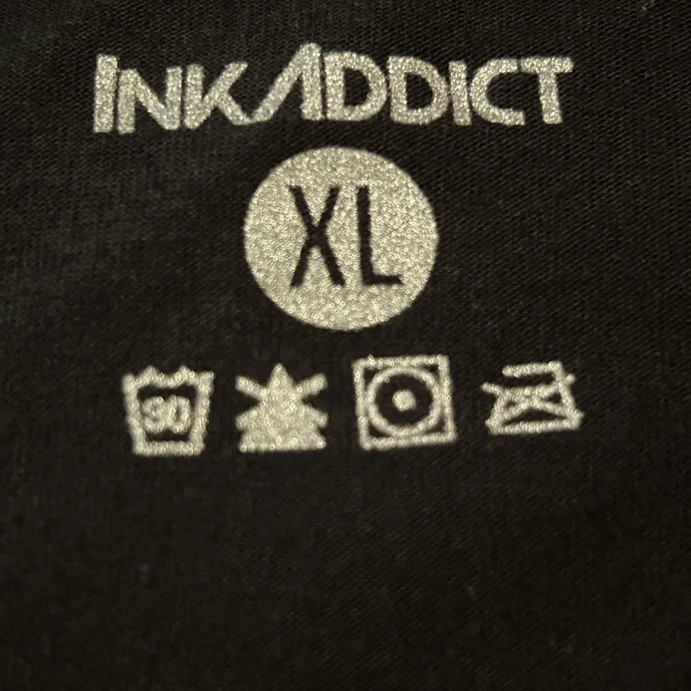 Ink Addict Expensive Skin Black and Gold Muscle Tank Size XL - Picture 6 of 6